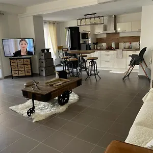  Appartement Magnifique 15 Minutes En Voiture De La Mer
